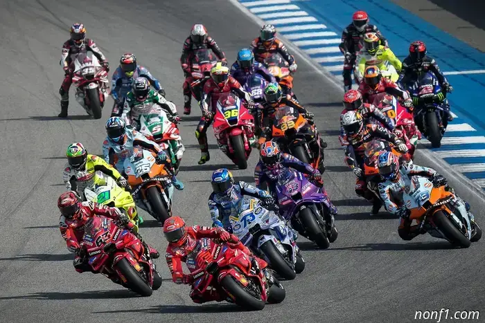 Европа одобрила поглощение MotoGP владельцем Формулы-1 Liberty