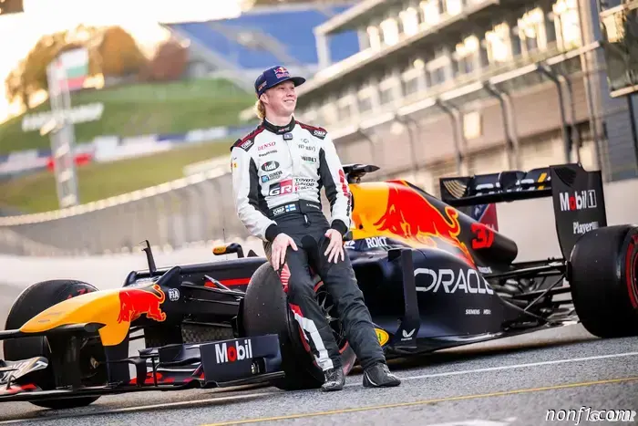 Verstappen supports Rovanpera's 'crazy' move to F1.