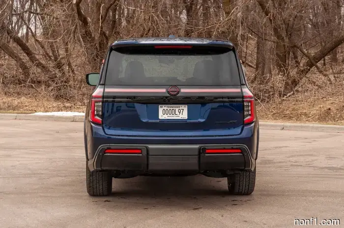 2026 Nissan Armada Pro-4X Reseña: Lo más parecido a un verdadero Land Cruiser que encontrarás en América