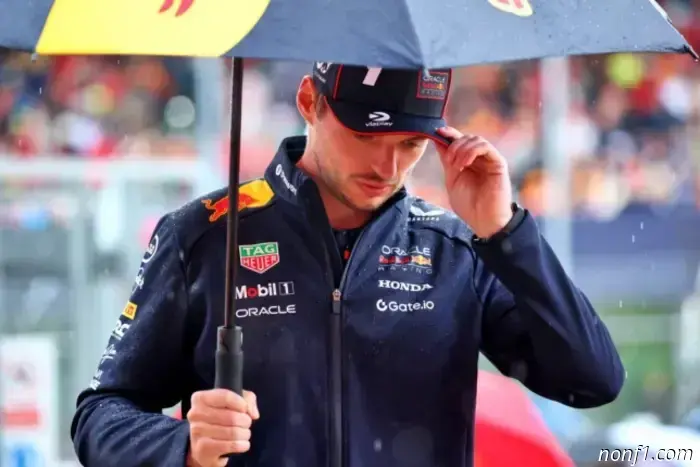 Macnich: Max está estudiando qué opciones hay además de Red Bull