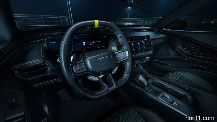 2027 Dodge Charger Super Bee жужжит с 600 л.с. от сильно нагнетаемого рядного шестицилиндрового двигателя