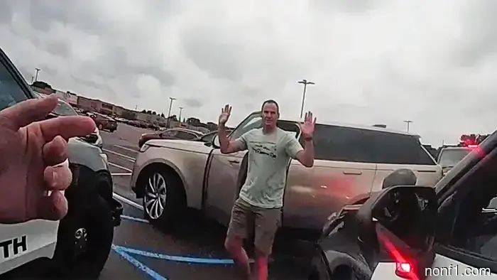 Flock Dice Que Sus Cámaras Funcionaron 'Correctamente' Cuando La Policía Me Rastreó y Emboscó Sin Razón