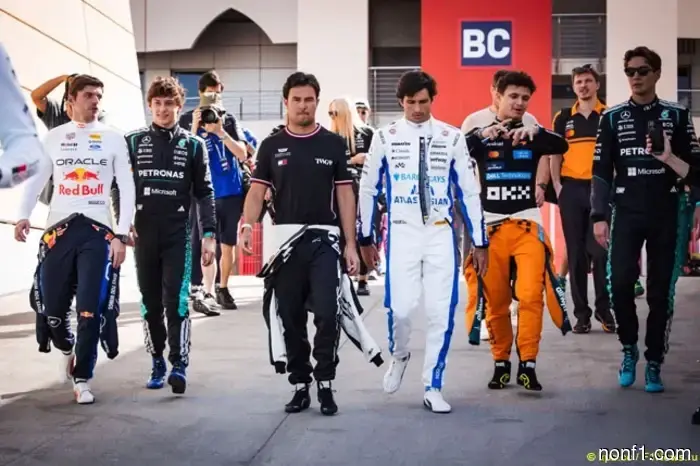 The racers discussed the changes in the regulations with the FIA.