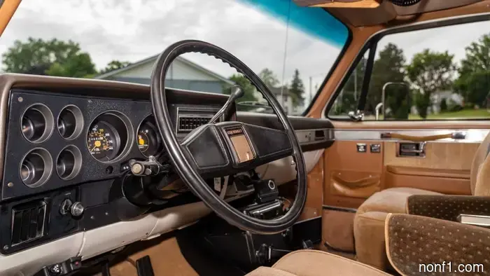 We Once Were a Country: This 1988 Chevrolet Hot Shot Hauler Is a Gorgeous Classic Available for Purchase