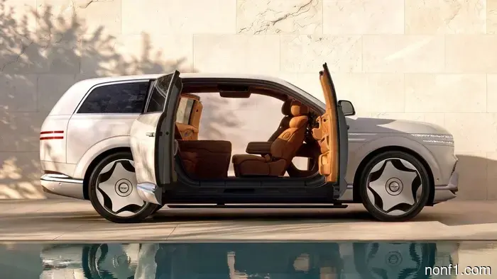 Sí, las Puertas Inversas son Reales: Genesis GV90 es un SUV Súper-Lujoso del Espacio