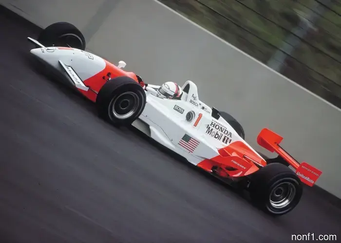 Honda está abriendo su bóveda y vendiendo coches de carreras icónicos de Le Mans, Daytona, Indy.