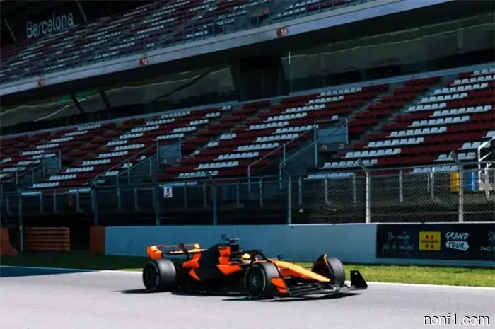 Leonardo Fornaroli worked for two days on McLaren tests.