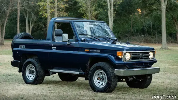 Perhaps I should consider purchasing a 70 Series Toyota Land Cruiser that has a foldable windshield and a roll hoop.