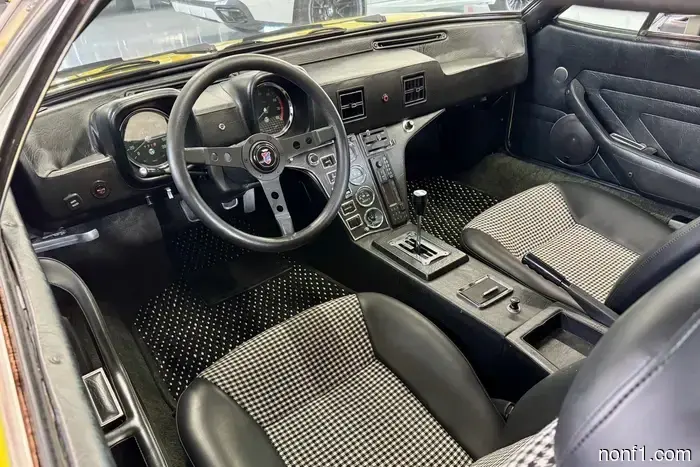 Ford CEO Джим Фарли продает свой DeTomaso Pantera 1972 года