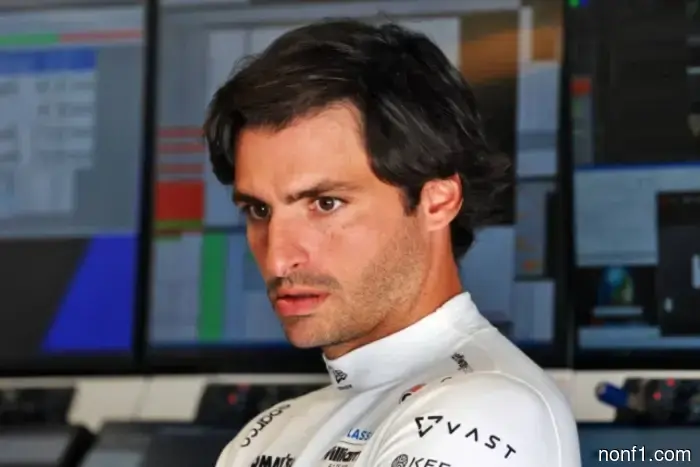Carlos Sainz is negotiating only with Williams.