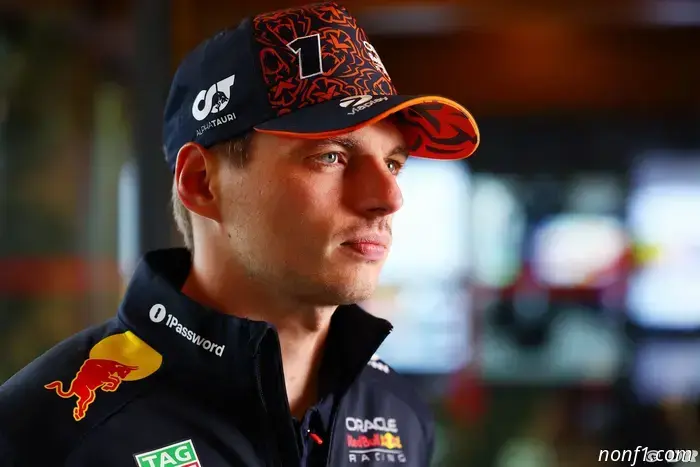 Verstappen admite su estancia en 2026, Russell busca un contrato corto