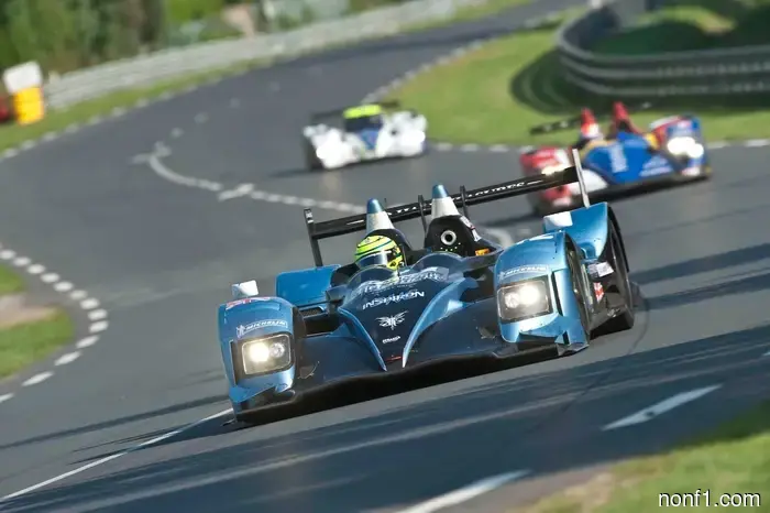 Honda está abriendo su bóveda y vendiendo coches de carreras icónicos de Le Mans, Daytona, Indy.