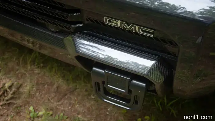 2026 Hummer EV Revisión Off-Road: Es Tecnología Contra Senderos Estrechos