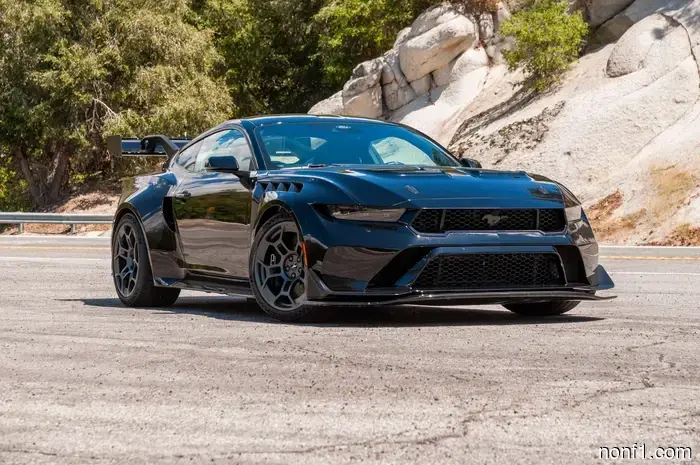 2026 Ford Mustang Dark Horse SC Provides GTD-Level Performance at a Third of the Cost