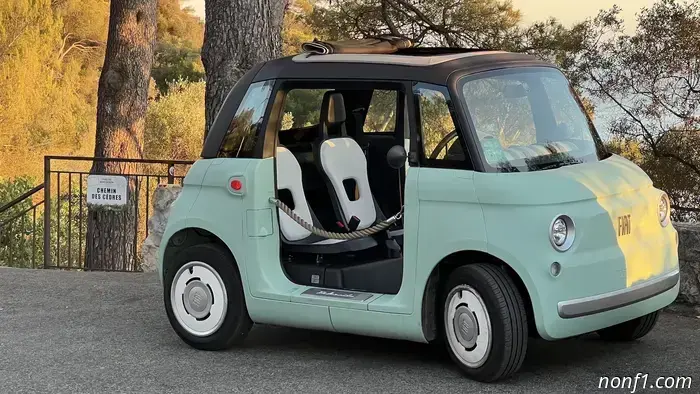 2025 Fiat Topolino Review: Experiencing a Beach Cabana on Wheels