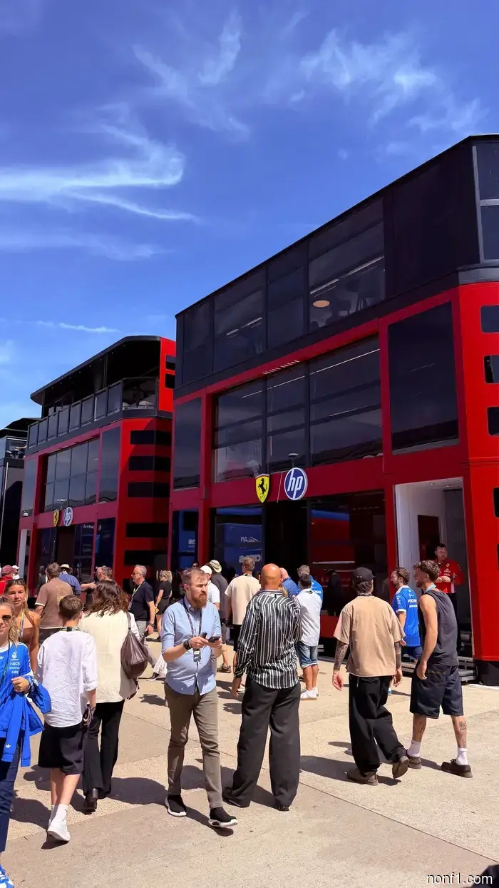 Tour del Paddock: Descubre las casas móviles de los equipos de F1 2026