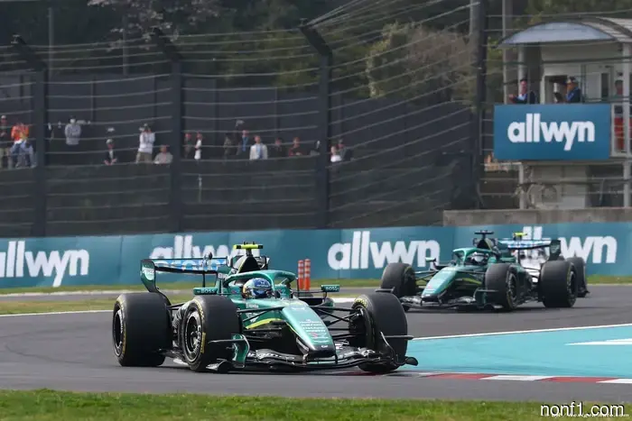 Кракк опровергает разногласия с Хондой, пока Астон ищет решение в Майами