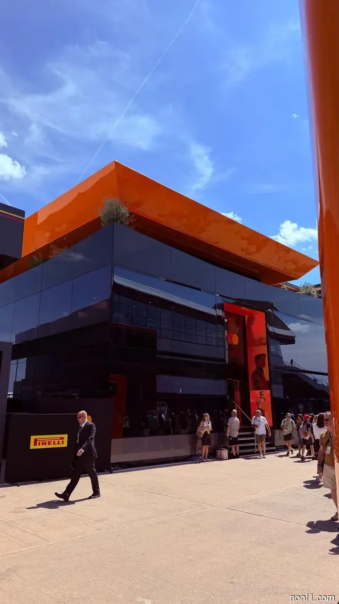 Tour del Paddock: Descubre las casas móviles de los equipos de F1 2026