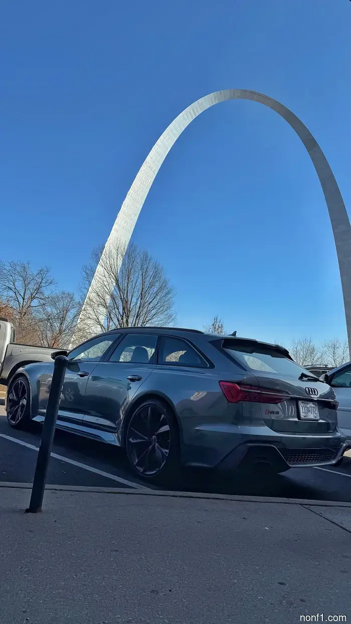 2026 Audi RS6 Avant: A 621-HP Departure from Reality