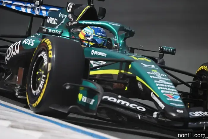 Honda quiere que Alonso se quede para el resurgimiento de la F1