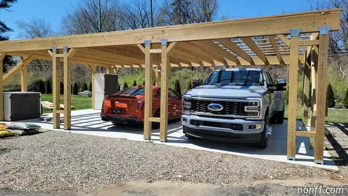 2025 Ford F-350 Platinum Plus Review: Is This What You Get for Six Figures?