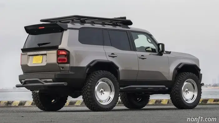 Aún no hay veredicto sobre esta Toyota Land Cruiser de exhibición con neumáticos de 37 pulgadas.