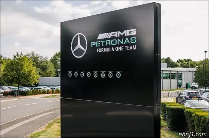 Steve Riley on working as an IT specialist in Formula 1