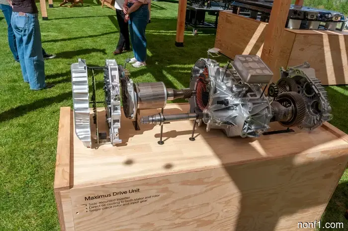 2027 Rivian R2 Primera Prueba de Manejo: El Coche Perfecto para Tanta Gente