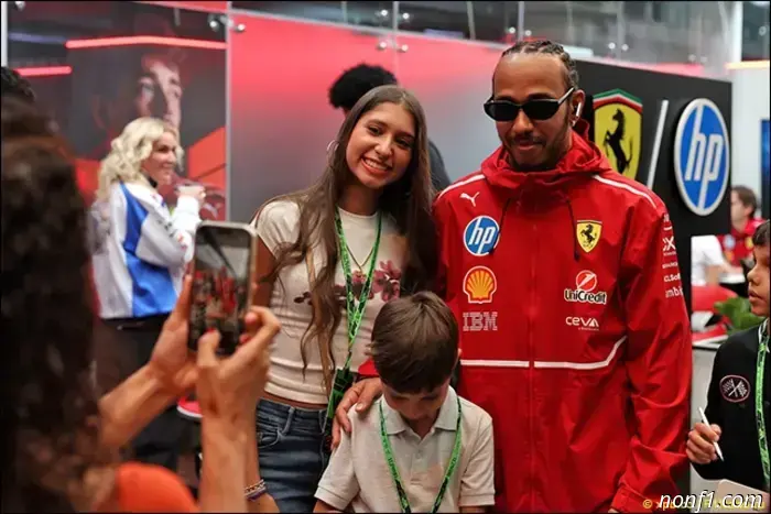 Хэмилтон: У меня есть долгосрочный контракт.